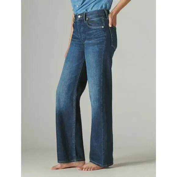 Classic Blue Women's Jeans - Picture 1 of 7